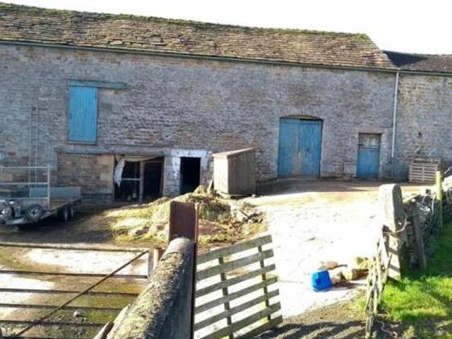 House for sale in Quernmore, Bare