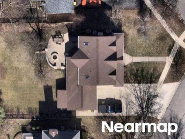 House for sale in Mchenry, Illinois