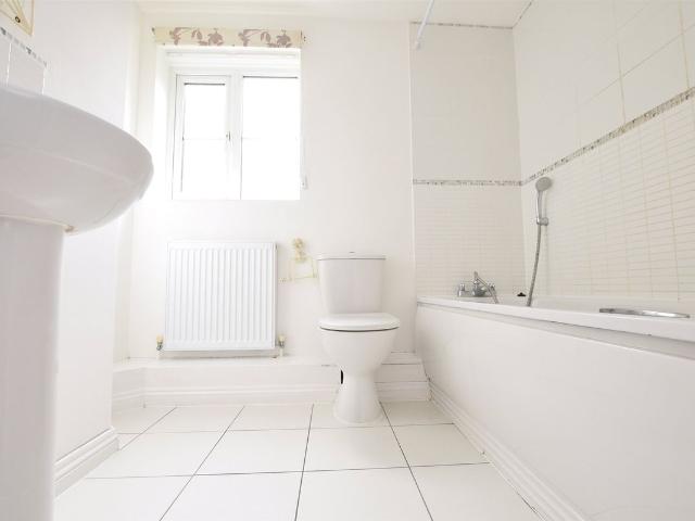 House for rent in London Borough of Havering, Greater London