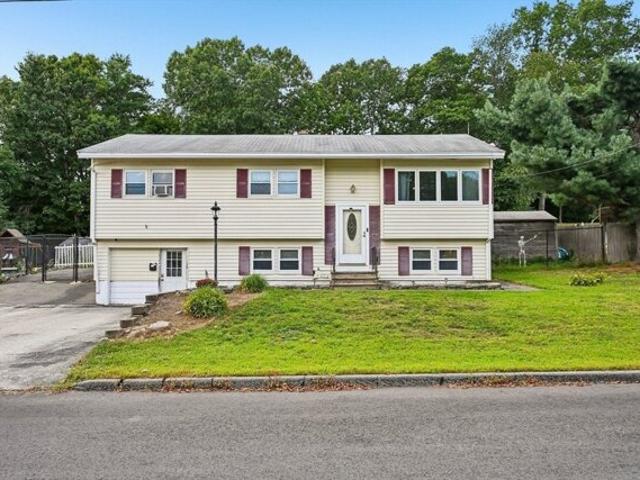 House for sale in Lawrence, Massachusetts