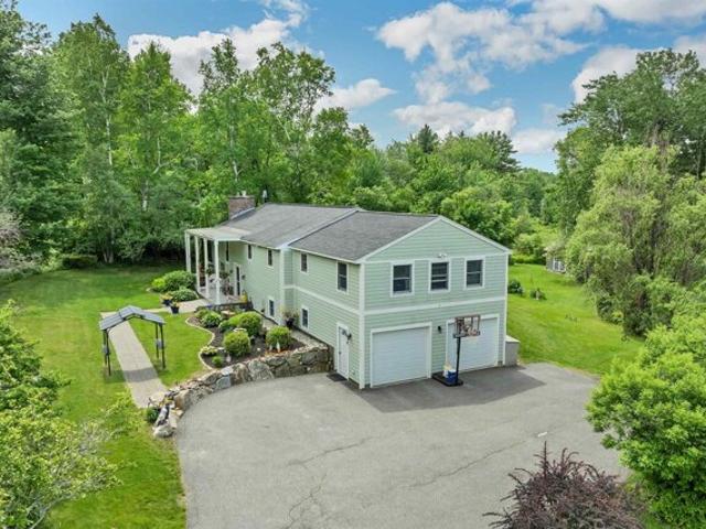 House for sale in Meredith, Belknap County