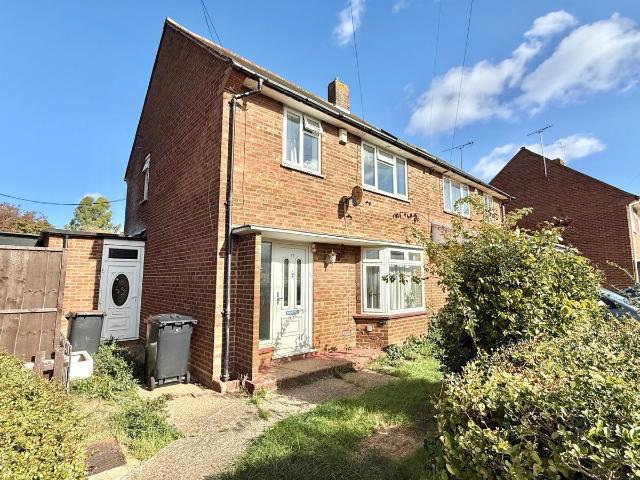House for rent in Farley Hill, Luton