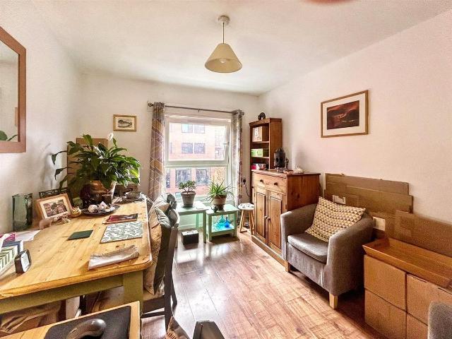 Apartment for rent in Heigham Grove, East Bank