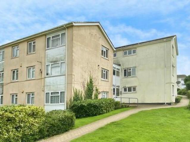 House for sale in Follaton, Strode
