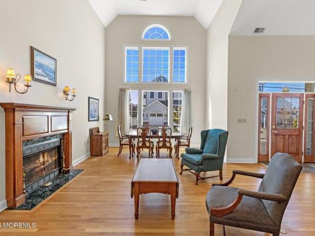 House for sale in Mantoloking, New Jersey