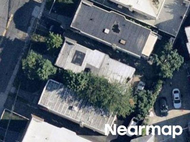 House for sale in Wakefield, New York