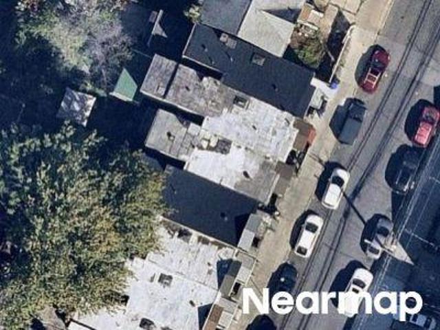 House for sale in The Bronx, Arverne