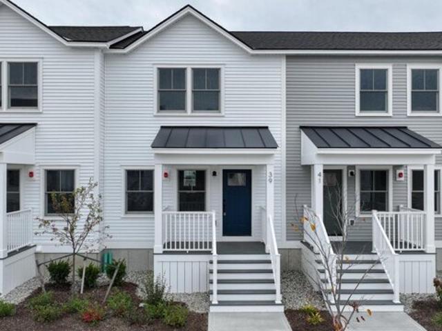 House for sale in Stonecrop Meadows, Middlebury