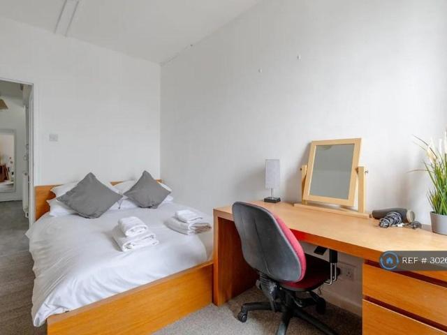 Apartment for rent in Chalk Farm, Greater London