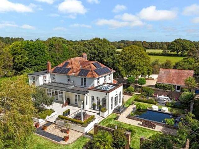 House for sale in City of London, Greater London