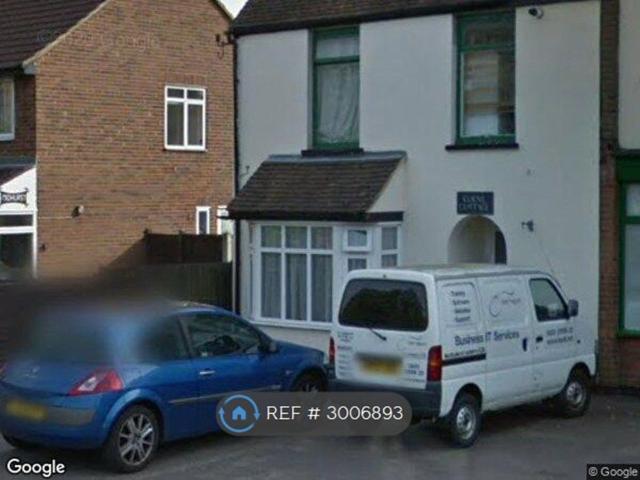 Apartment for rent in Five Acres, Hertfordshire