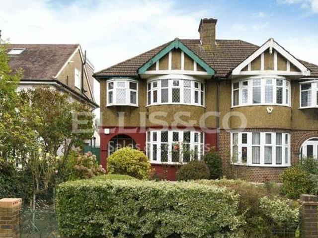 House for sale in Hertfordshire