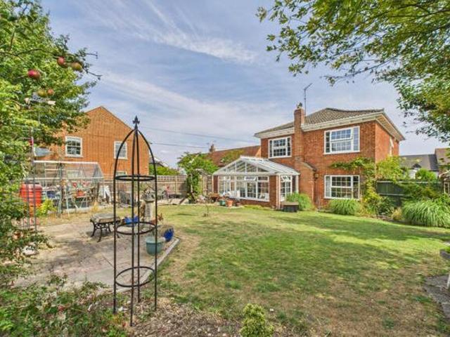 House for sale in Aylesbury, Buckinghamshire