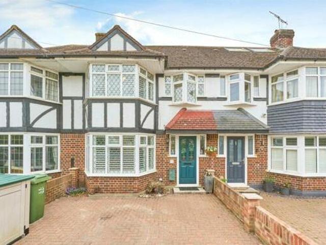 House for sale in Kingston Upon Thames, Greater London