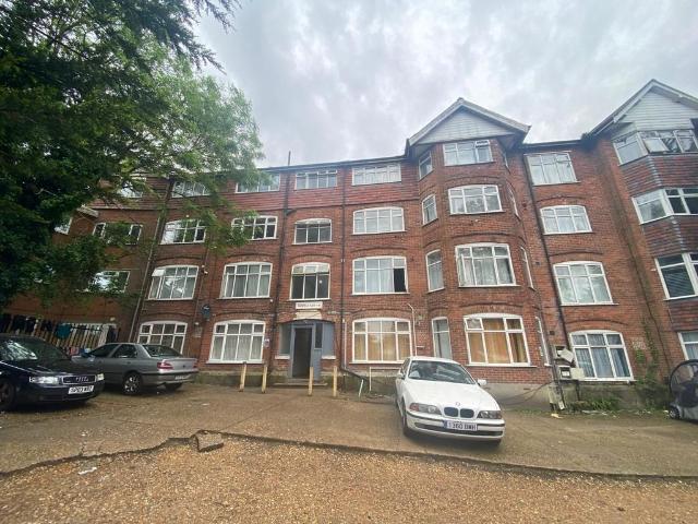 Apartment for rent in Waterside Park, Southampton