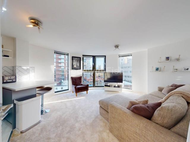 Apartment for rent in City Centre, Salford