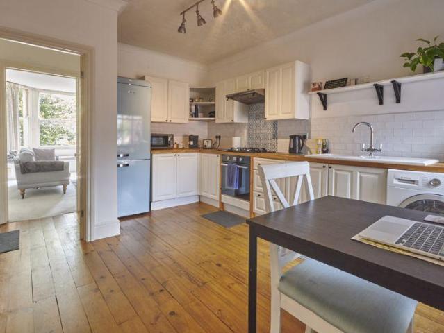 Apartment for rent in Watergate, Devon