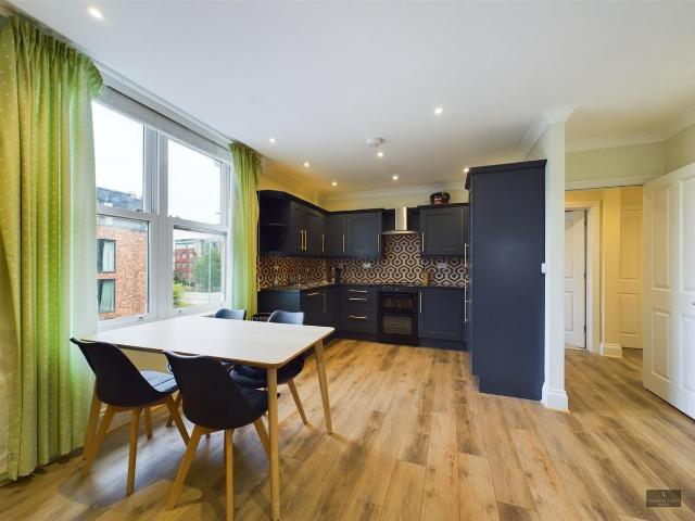 Apartment for rent in Newtown, Exeter