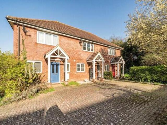 House for sale in Oad Street, Kent
