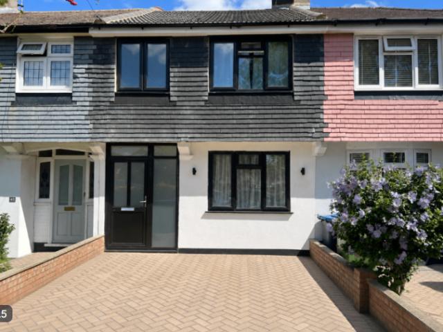 House for rent in Royal Borough of Kingston upon Thames, Greater London