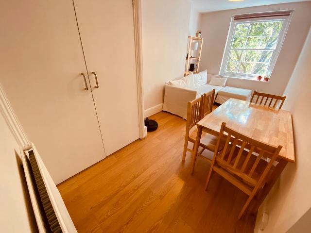 Apartment for rent in Barnsbury, Greater London