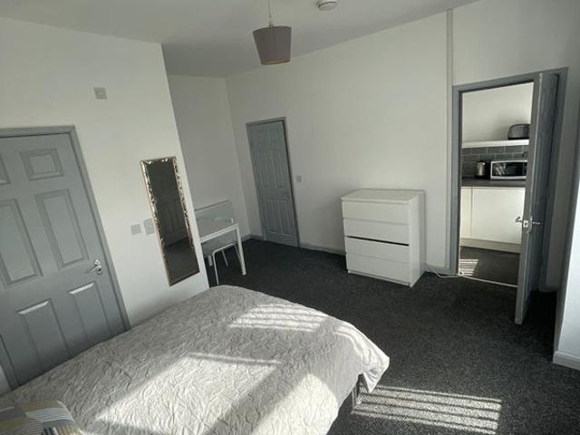 Room for rent in Shaw Lands, Barnsley