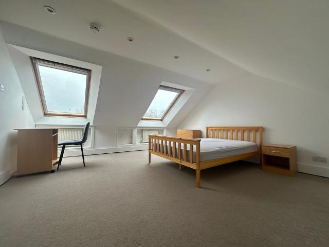 House for rent in Barnwood, Gloucester