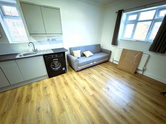 Apartment for rent in London Borough of Redbridge, Greater London