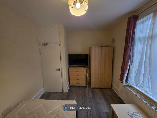 Room for rent in Greater London