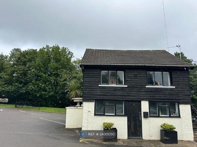 Apartment for rent in Llandough