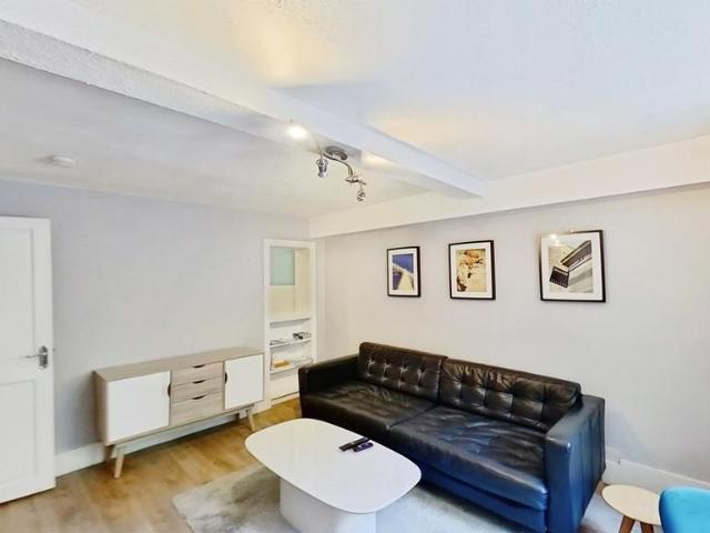 House for rent in Broughton, Scotland
