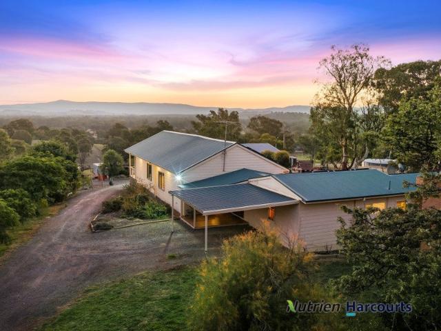 Cottage for sale in Yea, Victoria