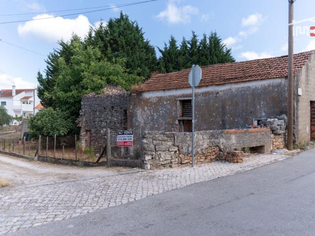 Casa venda em Alcanena, Santarém