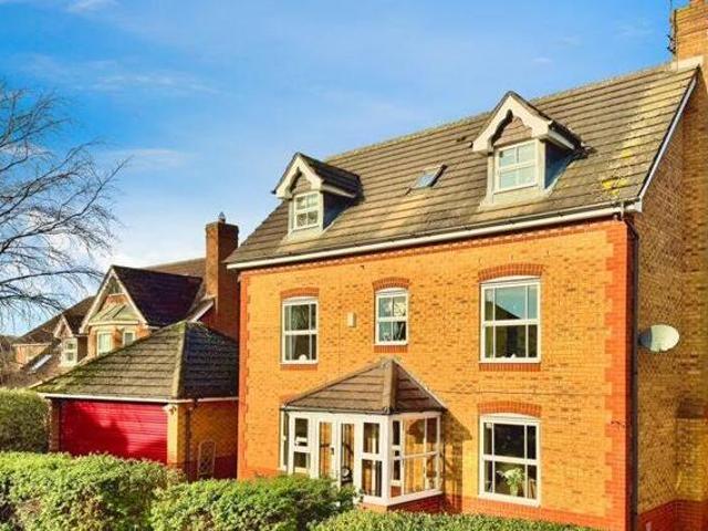 House for sale in Falcon Lodge, Birmingham