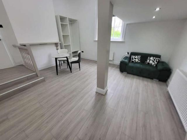 Apartment for rent in Old Trafford, Trafford Park