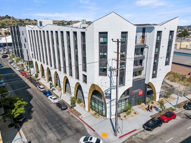 Apartment for rent in Canoga Park, California