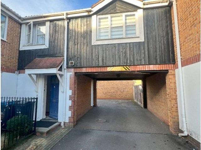 House for rent in Enfield Island Village, Greater London