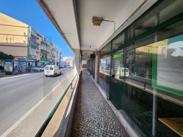 Loja alugar em Verderena, Setúbal
