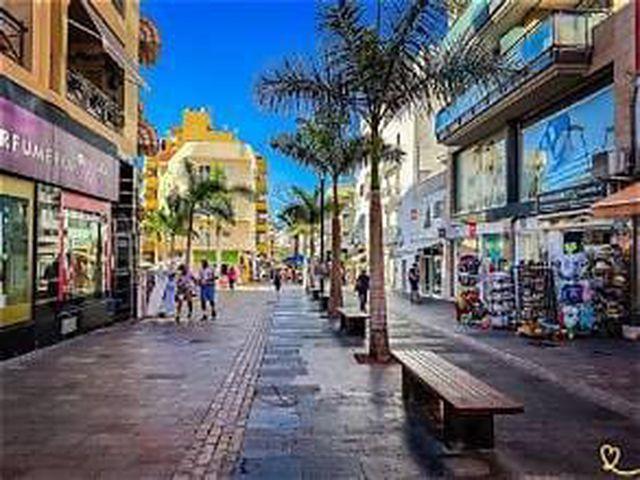 Local Comercial en venta en Los Cristianos, Arona
