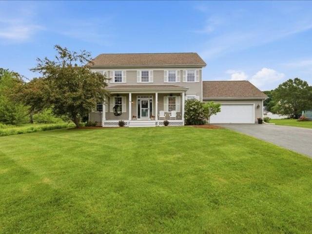 House for sale in Williston, Vermont