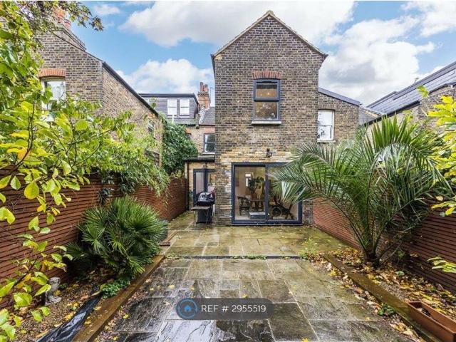 House for rent in Upper Walthamstow, Greater London