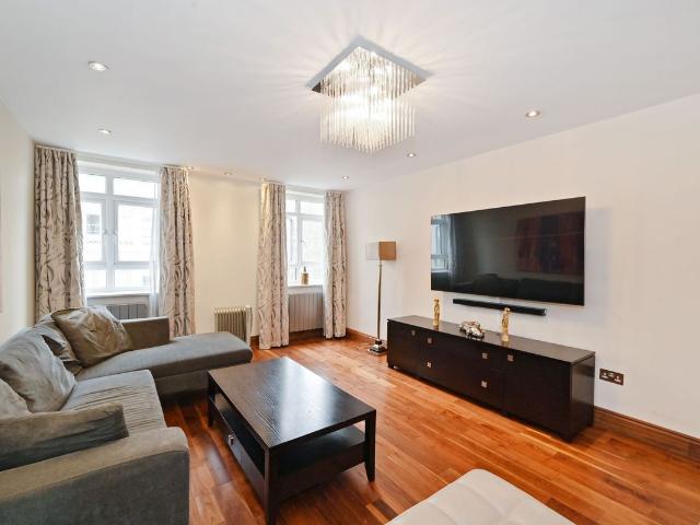 House for rent in Bayswater, Greater London