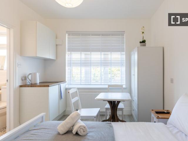 Apartment for rent in London Borough of Lewisham, Greater London