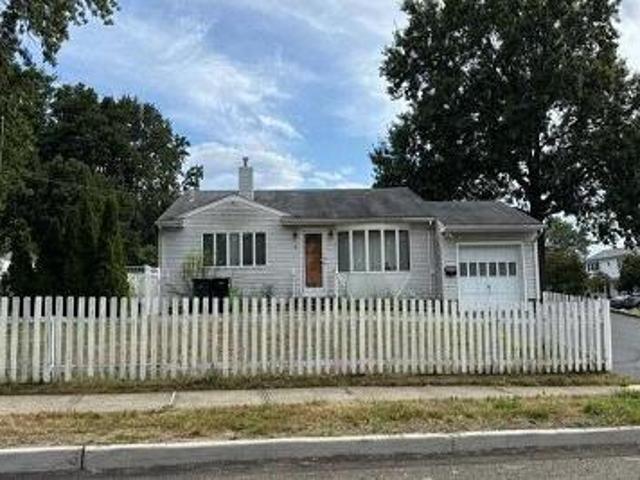 House for sale in Hazlet, New Jersey