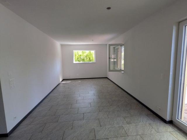 Apartment mieten in Haltestelle, Bätterkinden