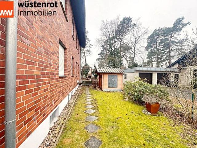 Wohnung kaufen in Schloß Holte-Stukenbrock, Nordrhein-Westfalen