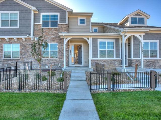 Townhouse for sale in Barrington, Illinois