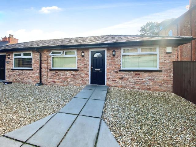 House for rent in Broadheath, Trafford Park