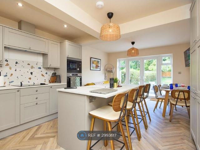 Room for rent in Olton, West Midlands