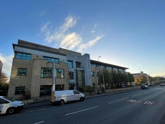 House for sale in Altrincham, Trafford